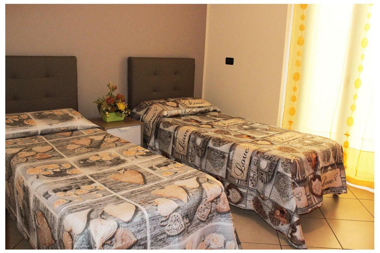 Casa Vacanza "La Chiazza Di Grutti" Grotte  Экстерьер фото